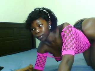 Bigchocolate1288 nude and sexy before cam for live chat