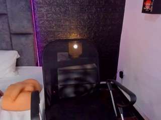 CherryCoke nude and sexy before cam for live chat