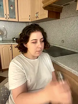 -cinnabon nude stripping on cam for live sex video chat