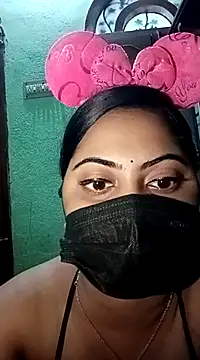 cutesoumi nude stripping on cam for live sex video chat