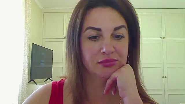 Dina0908 nude stripping on cam for live sex video chat