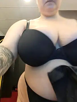 GeorgiaLerox nude stripping on cam for live sex video chat