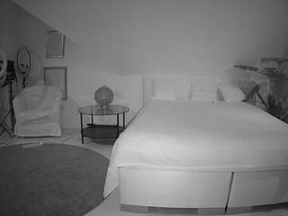 Julmodels Bedroom-A 2 nude and sexy before cam for live chat
