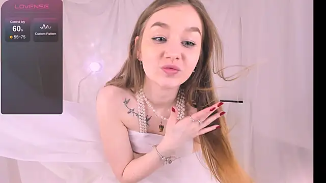 _Kitten_Club_ nude stripping on cam for live sex video chat