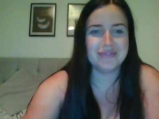 Lickmeliv97 nude and sexy before cam for live chat