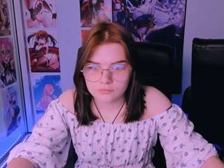Lika-lola nude and sexy before cam for live chat