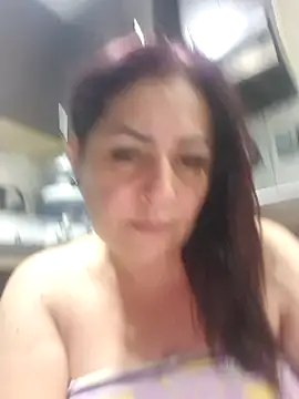 lilitbigboobs nude stripping on cam for live sex video chat