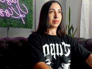 Lin nude and sexy before cam for live chat
