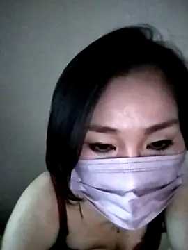 –LiSA–xo nude stripping on cam for live sex video chat