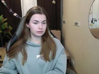 MilaBonny nude and sexy before cam for live chat
