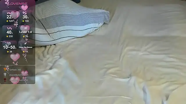 MissnewXXX nude stripping on cam for live sex video chat