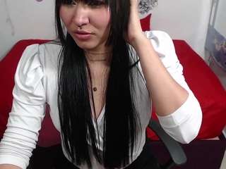 MYOMINIX nude and sexy before cam for live chat