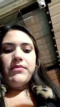 Naomy_Sun nude stripping on cam for live sex video chat