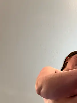 PussiesnCream_ nude stripping on cam for live sex video chat