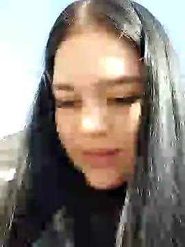 RiskyGirl nude stripping on cam for live sex video chat