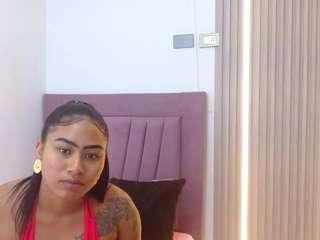 Sexyy-Brunette1 nude and sexy before cam for live chat