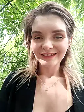 streetgirl_ nude stripping on cam for live sex video chat