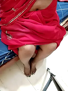 tamil-meera55 nude stripping on cam for live sex video chat