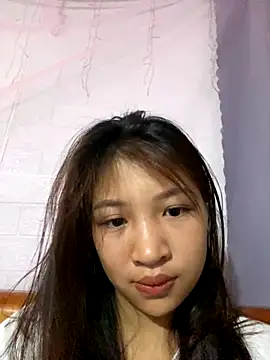vangmay466pm nude stripping on cam for live sex video chat