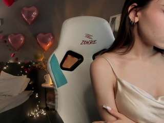 Alexa-Hartt nude and sexy before cam for live chat