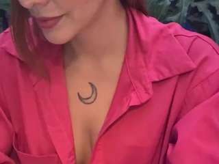 Anastaxia Lynn nude and sexy before cam for live chat