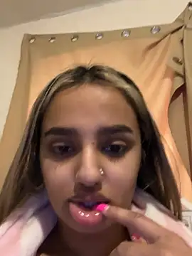 Bigbrownass489 nude stripping on cam for live sex video chat