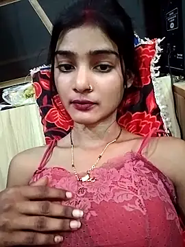 dakotaler nude stripping on cam for live sex video chat