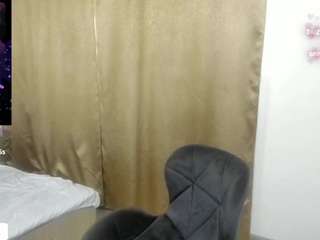 EdaGray nude and sexy before cam for live chat