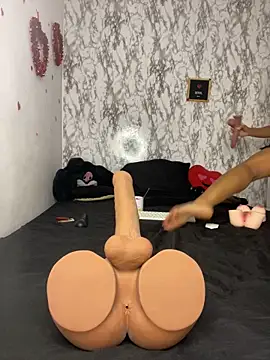 Gerallima_1 nude stripping on cam for live sex video chat