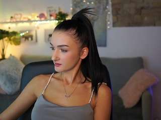 Girlnextdoor19 nude and sexy before cam for live chat