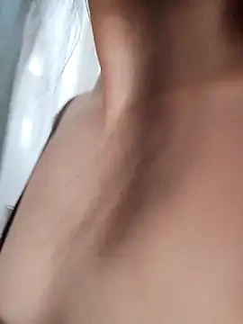 kissbaobao520 nude stripping on cam for live sex video chat