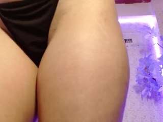Lindseyferrer1 nude and sexy before cam for live chat