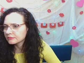 MiroslavaHappi nude and sexy before cam for live chat