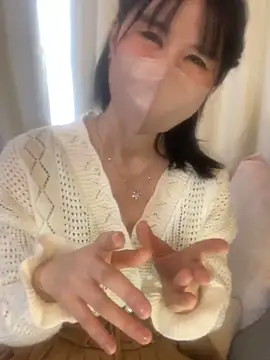 MURA-saki nude stripping on cam for live sex video chat