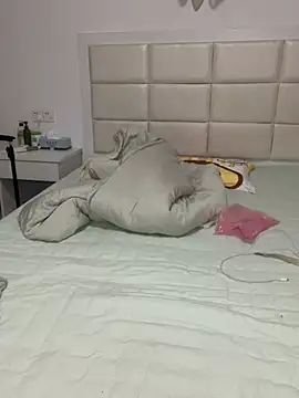 Uou_uou nude stripping on cam for live sex video chat