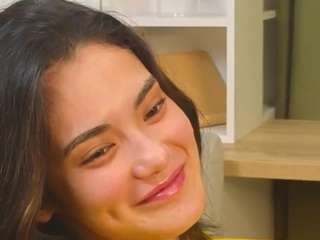 WillaBonney nude and sexy before cam for live chat