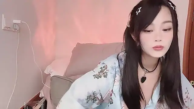 yueyue2003 nude stripping on cam for live sex video chat