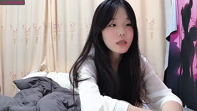 yuyu-888 nude stripping on cam for live sex video chat