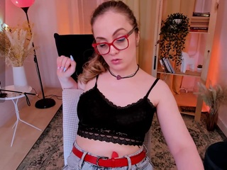 AdelaideRosabel nude and sexy before cam for live chat
