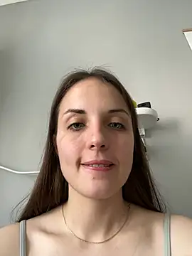 AmiLavs nude stripping on cam for live sex video chat