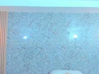 Antonella-West nude and sexy before cam for live chat