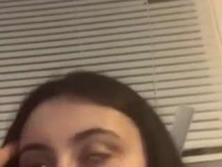 Beautydoll2003 nude and sexy before cam for live chat