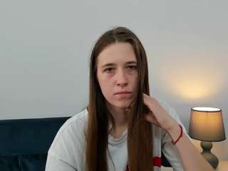 BellaActive nude and sexy before cam for live chat