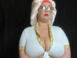 Busty Milf Topless JOIs nude and sexy before cam for live chat