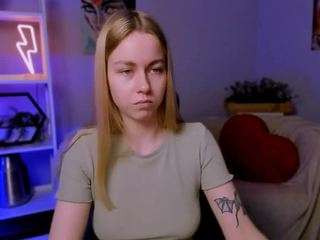 Cassandra-w nude and sexy before cam for live chat