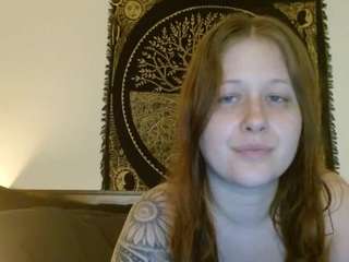 Daisy-333 nude and sexy before cam for live chat