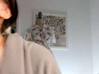 EdytClemon nude and sexy before cam for live chat