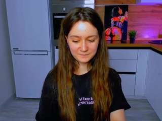 Elleen nude and sexy before cam for live chat