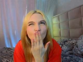 EugeniaHilby nude and sexy before cam for live chat