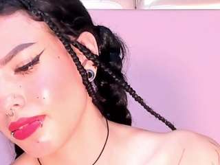 Eva benely riia nude and sexy before cam for live chat